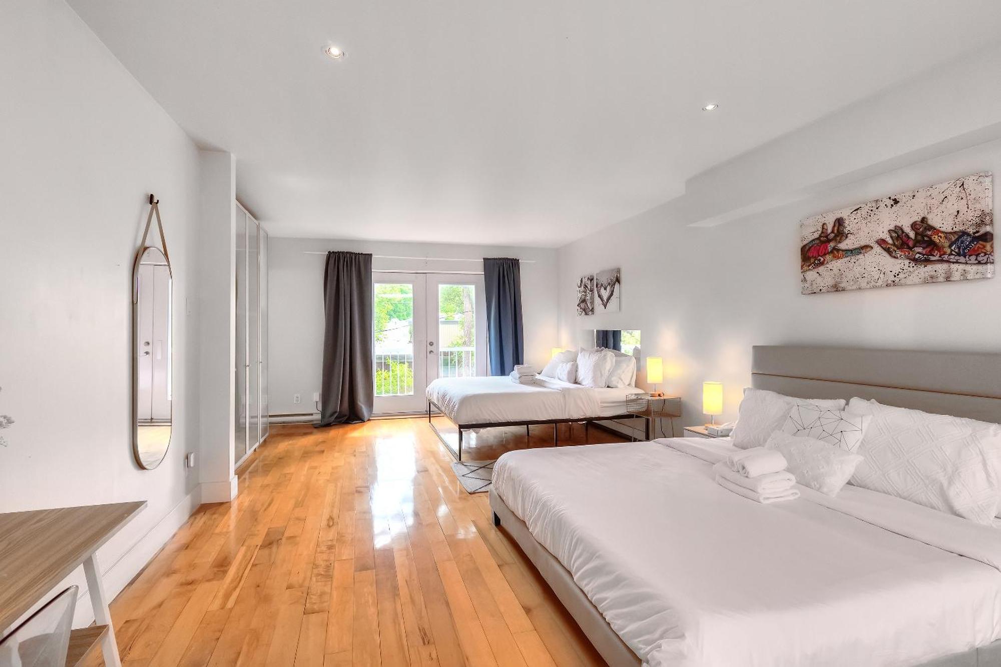 Loft The White Pearl Plateau-Mont-Royal 3 Beds Apartment มอนทรีอัล ภายนอก รูปภาพ