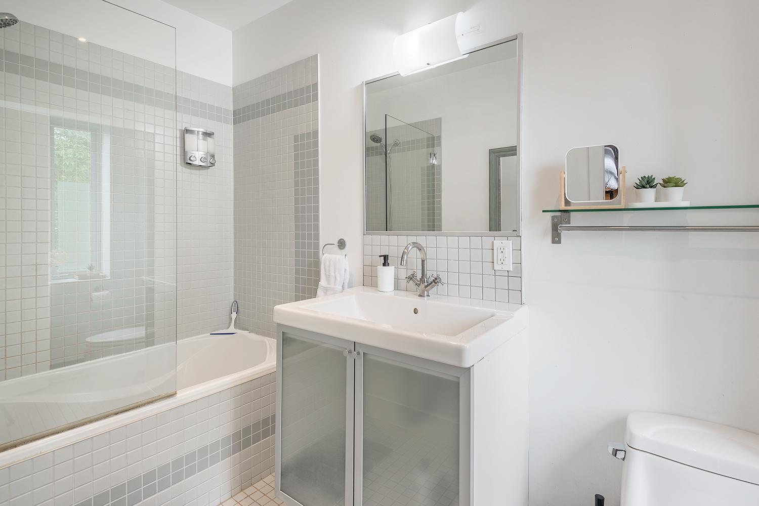 Loft The White Pearl Plateau-Mont-Royal 3 Beds Apartment มอนทรีอัล ภายนอก รูปภาพ